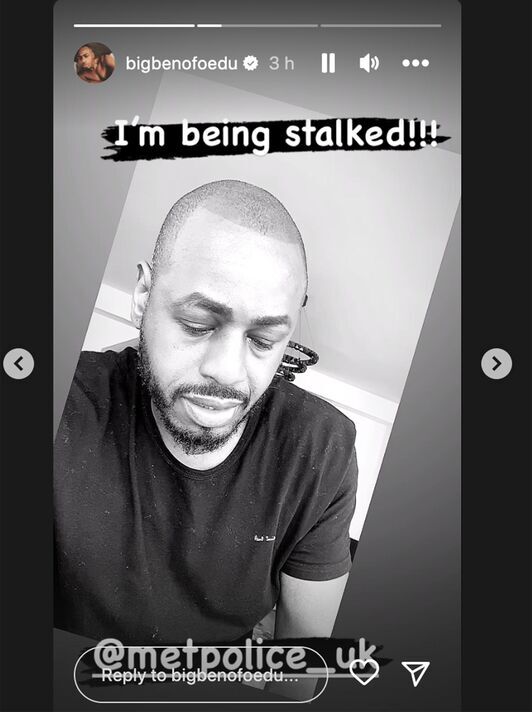 signs of stalker behaviour